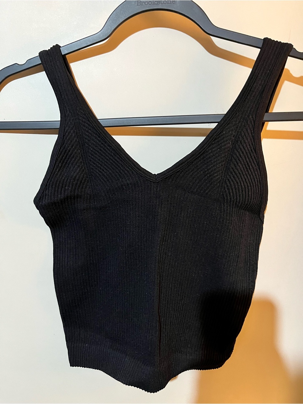 Dynamic Black Ribbed V-Neck Knit Tank Top One Size Fits Most NWOT